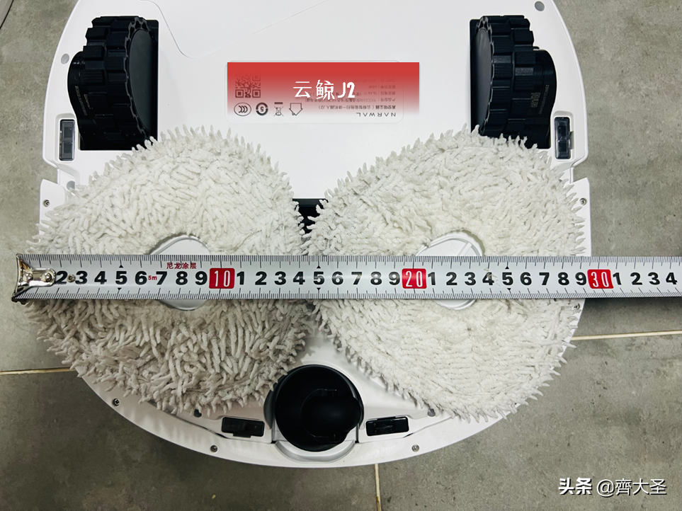 拖地哪家强？四款热销扫拖机器人实测（石头/云鲸/360/科沃斯）