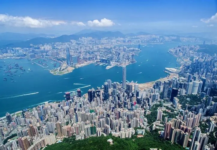 香港90后夫妻，230万买下12㎡纳米楼，全屋应有尽有，网友：服了