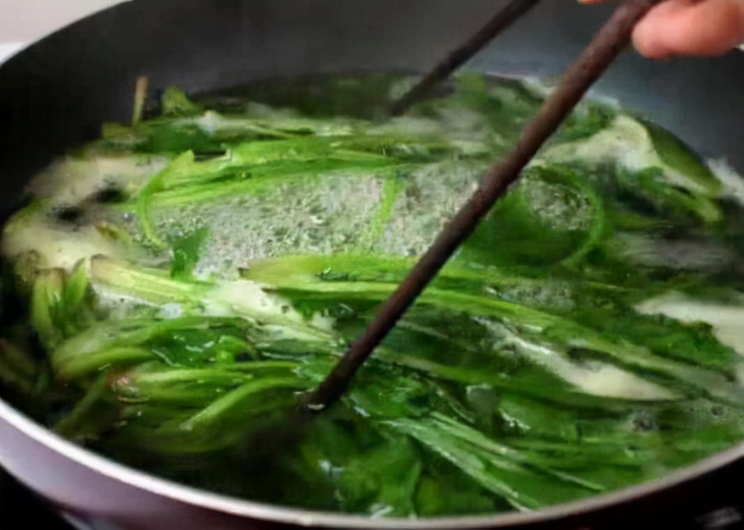 焯水是什么意思 焯水多少分钟-千百号