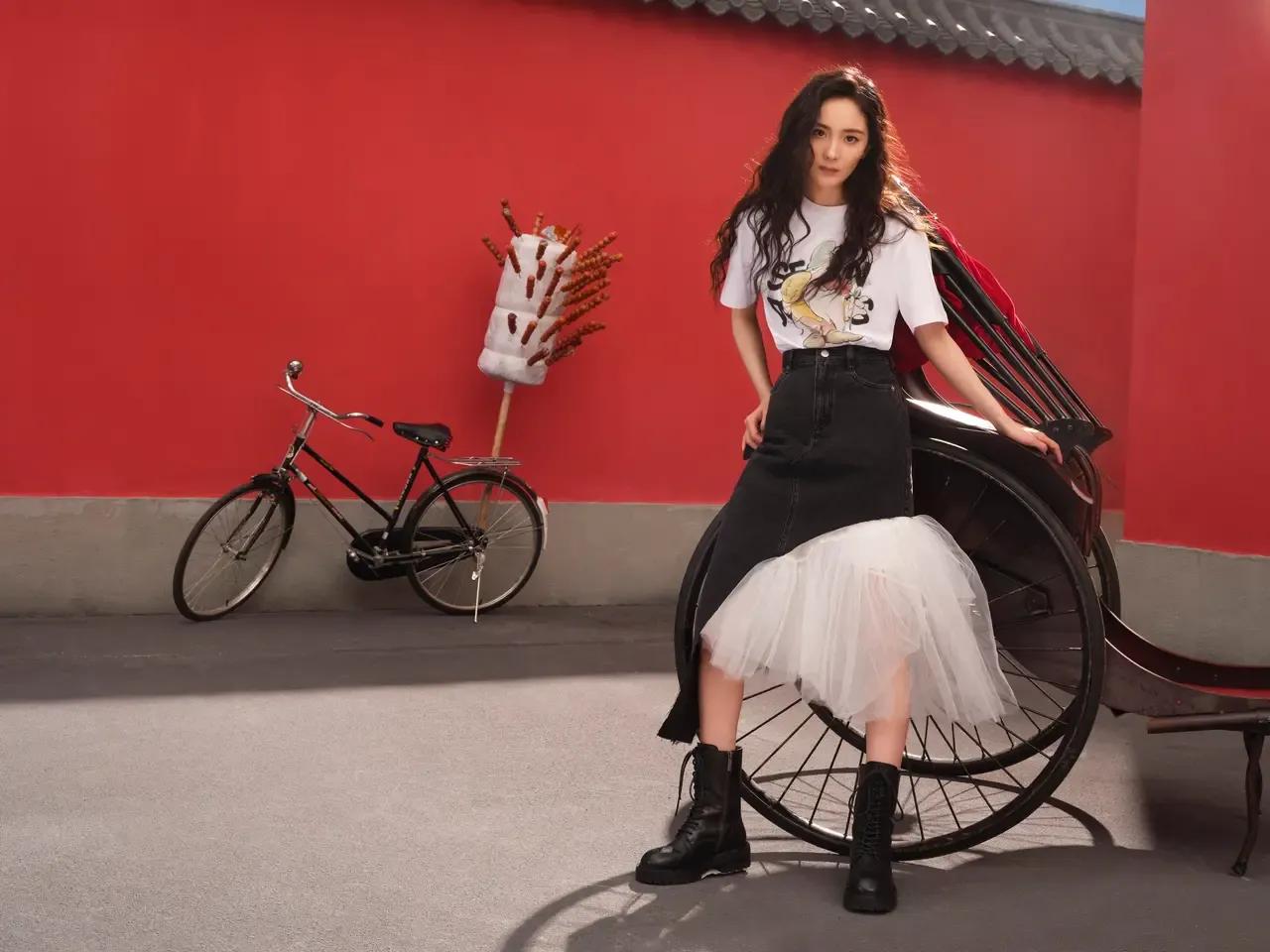 张天爱、杨幂杂志大片，清纯唯美，炫彩多姿