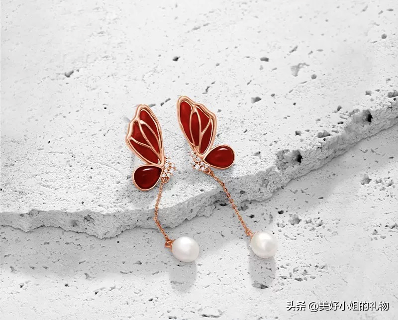 母亲节礼物系列I 细数我私藏的宝藏首饰，千元不到让妈妈闪耀起来