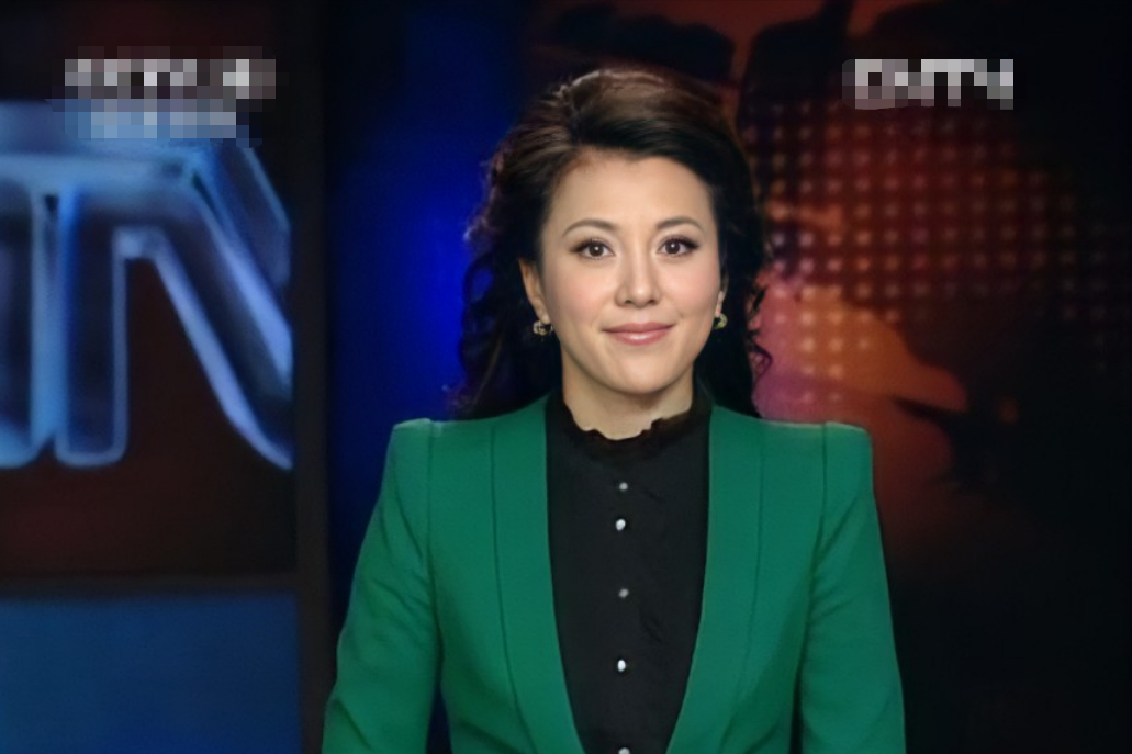 梦桐：曾因没钱买服装遭嘲讽，在央视工作25年，如今46岁活成这样