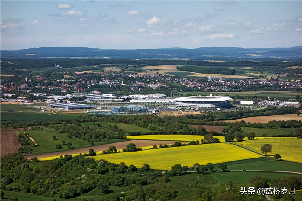 法甲指的是什么（足球岂止大都会！全城不足十万人，这些球队却站在了五大联赛）