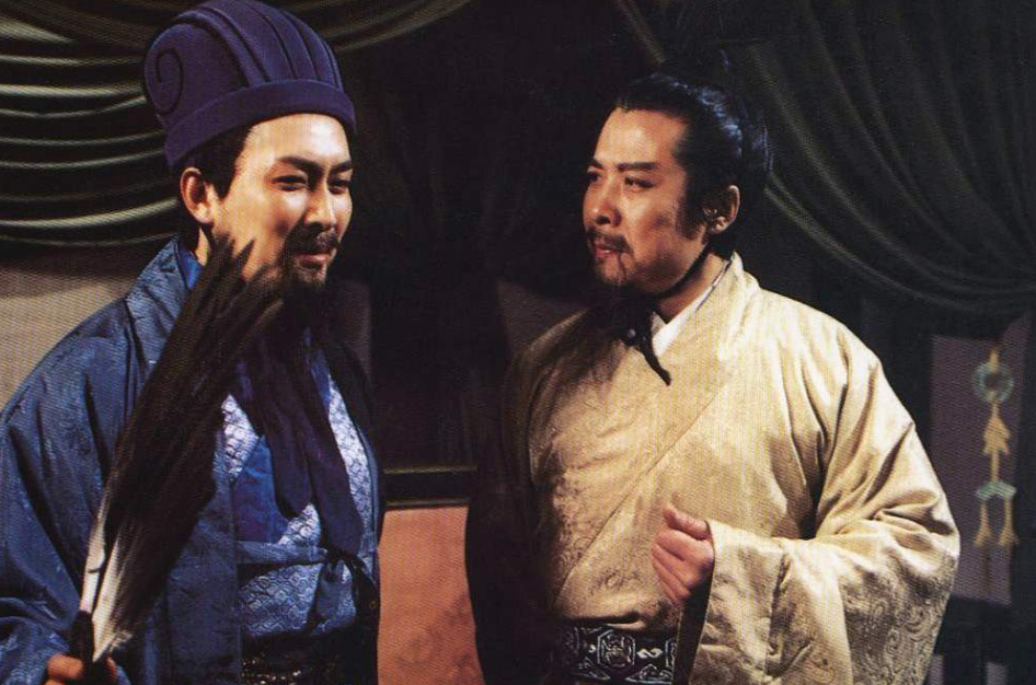 宜城亭侯,三分天下,舌战群儒.