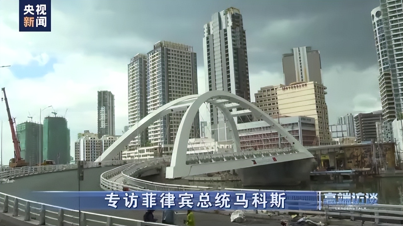 菲律宾现任总统，菲律宾现任总统照片