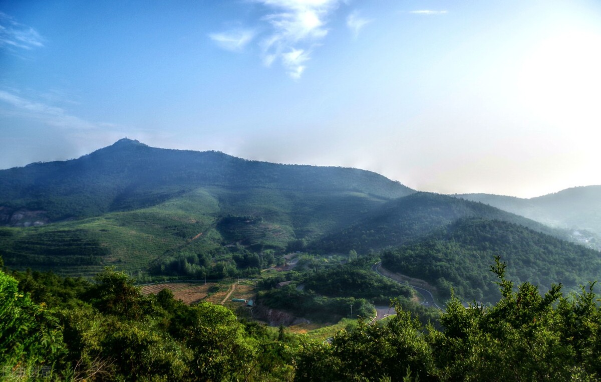 十首著名青山诗词，完美诠释“人不负青山，青山定不负人”