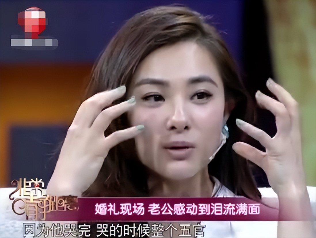 不嫁豪门嫁爱情，41岁才生女的“体操皇后”刘璇，如今怎样了？