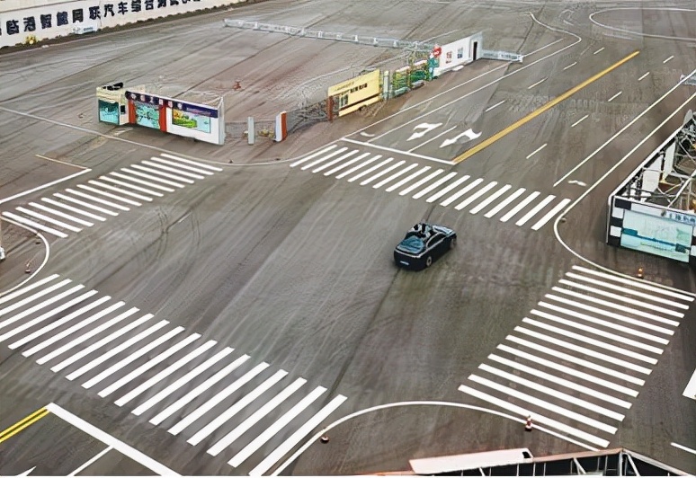 电池大王钟馨稼：豪捐美国1000万，称中国穷跟他无关，现销声匿迹