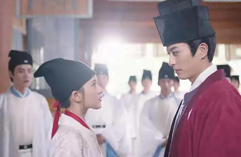 师徒虐恋别硬演，有人唯美动人，有人活像偷人，还得看主角CP感