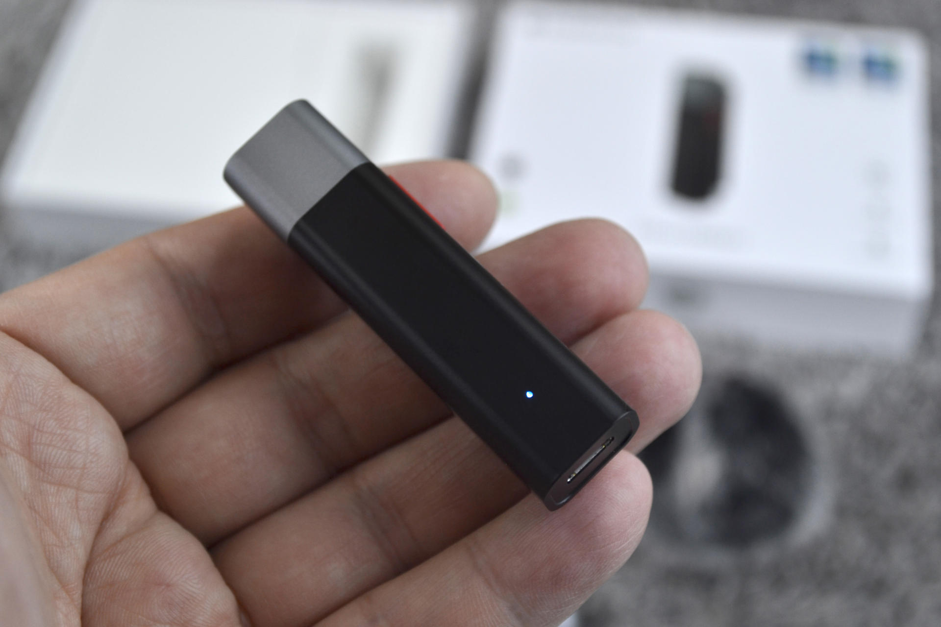 做最棒的VLOG 来试试塞宾智麦无线蓝牙麦克风