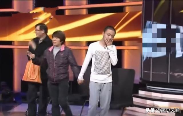 侄子由大姑抚养20年,长大向姑父母索要安置房,大姑：你爸有三套房