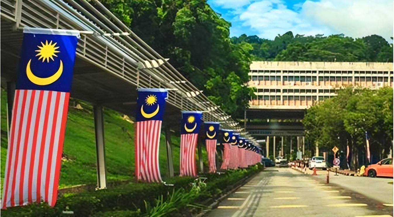 马来西亚如何拿第三国知名大学文凭？双联课程+学分转移课程