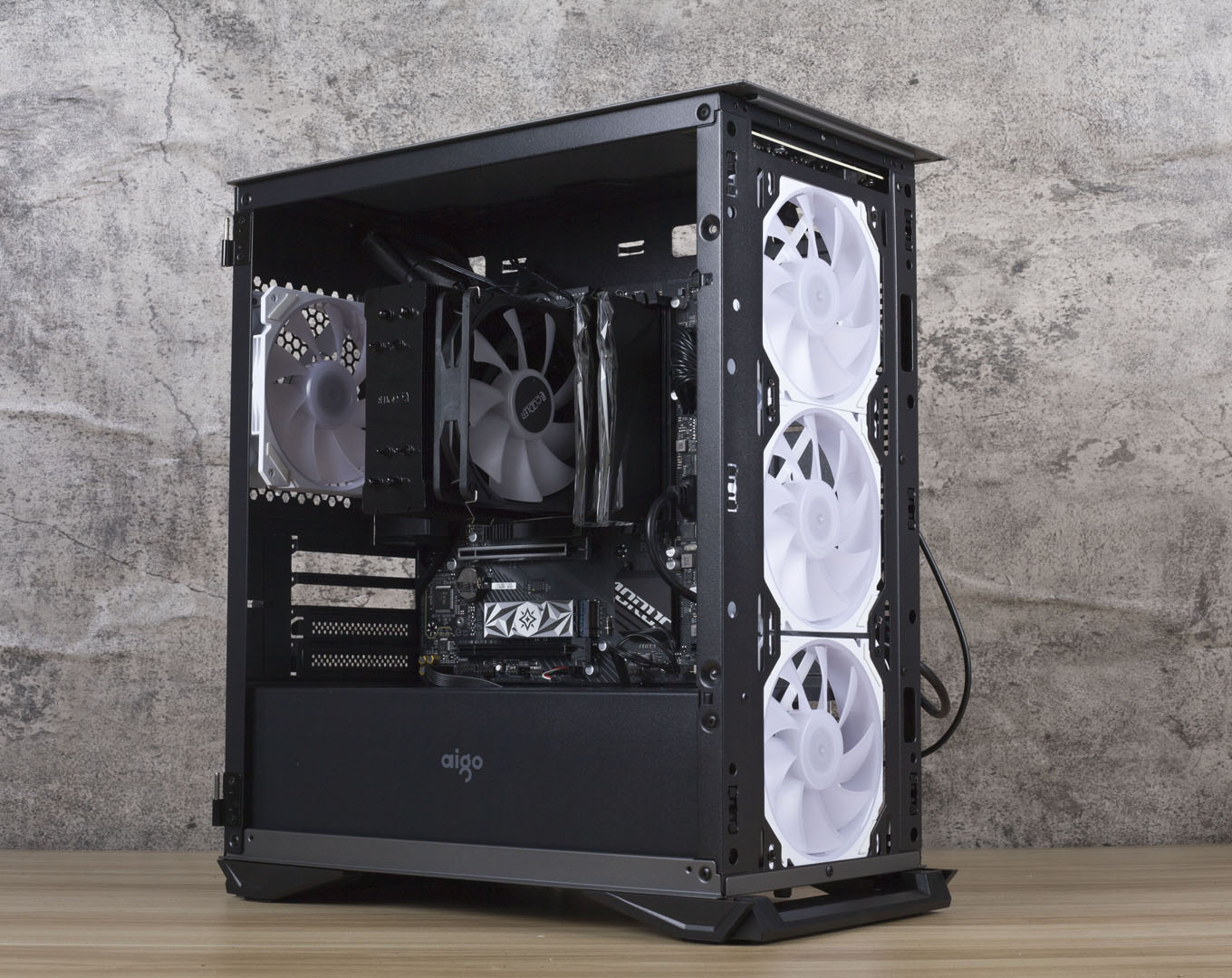 双网面开孔光污染+散热拉满，爱国者YOGO M2 性能版体验