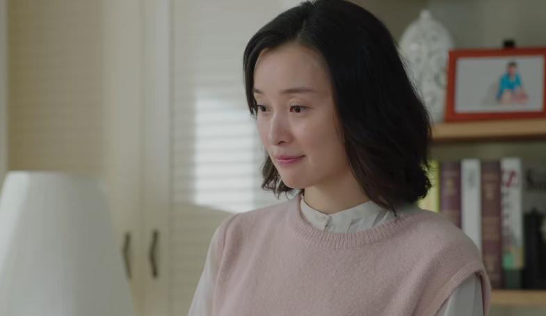 演一部戏换一张脸，演完《前半生》再演《庭外》，竟没认出张龄心