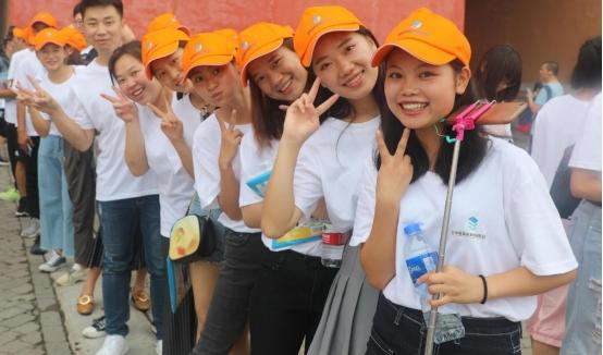 我国“就业率”较高的五所高校，清北不在列，学生刚毕业就有签约
