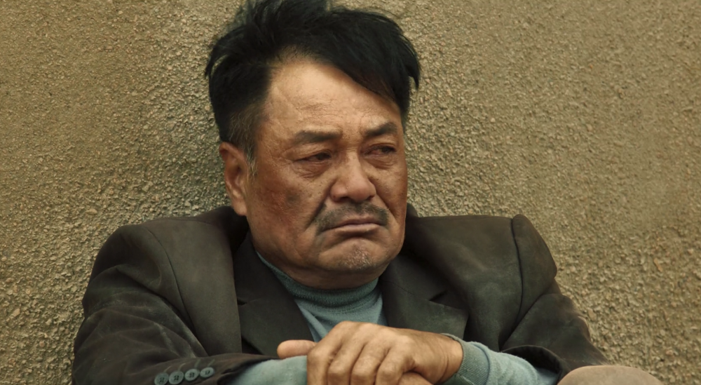 挚爱许晴剧组盯梢,却还是被王志文钻了空子,尤勇智的