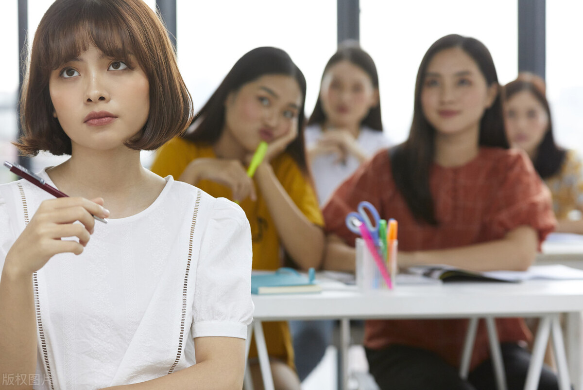 土木工程专业学什么（土木工程和建筑学这两个专业，哪个更适合女孩学习？未来发展更好）