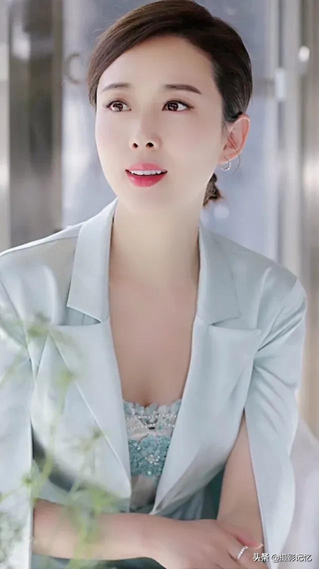 颜丹晨：近来好吗，丹晨姐