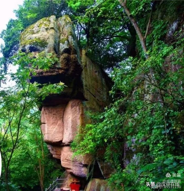 來此處踏青，不負(fù)春光不負(fù)卿