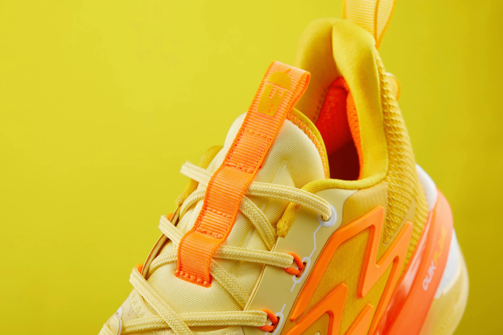 匹克和361篮球鞋哪个好（国产新品！匹克帕克4代回归，361度新鞋好帅，特步抄袭李宁驭帅？）