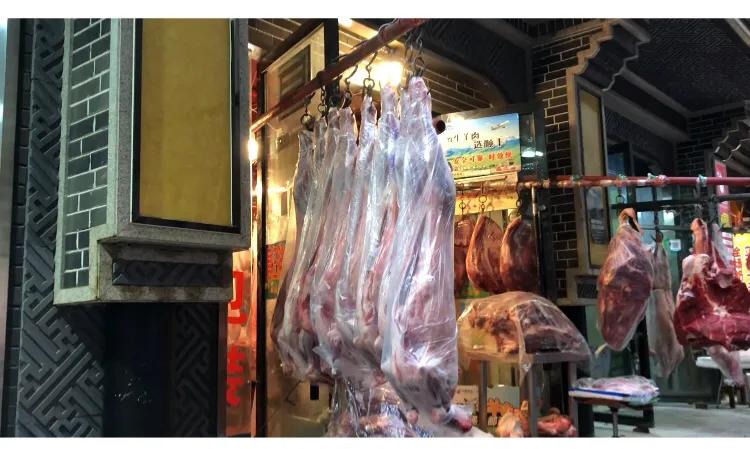 今日甘肃牛肉价格(2022年第一天兰州的牛羊肉价格是多少？)