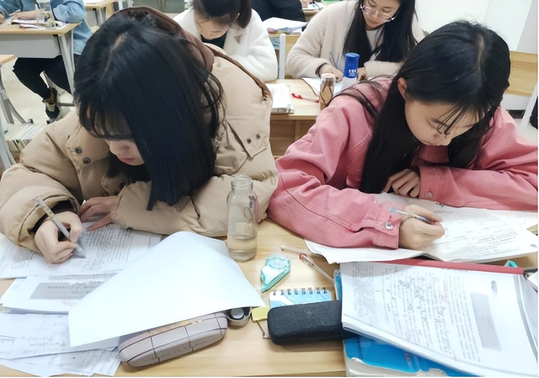 好消息！2022年全国唯一一所女子大学开始招收男生，网友：好脱单