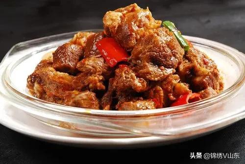 年夜饭12道硬菜，用料制作简单，寓意虎年万事如意，美味又好吃