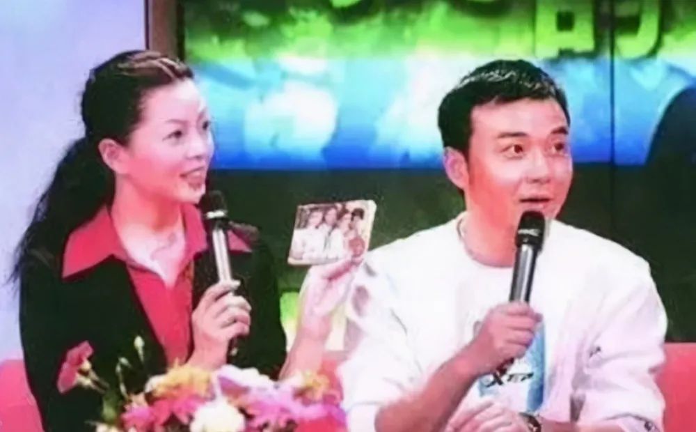 湖南衛視真情欄目（“一哥之爭”終落幕？何炅跌落神壇成定局，汪涵穩操勝券卻糟心）