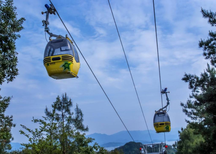 46万起步，走一步都是钱，最烧钱的运动为什么是登山？
