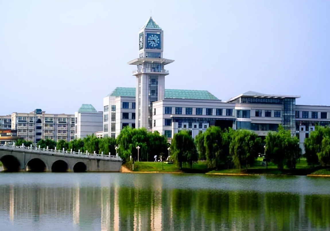 财经类大学排名发布，中南大学荣获第一，上海财经大学屈居第二？