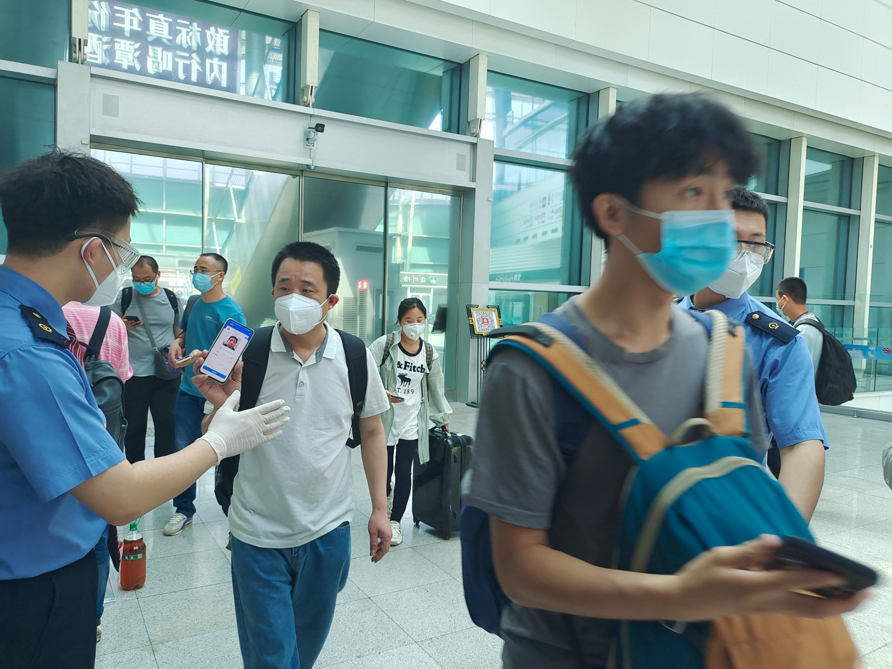 中铁北京南站：统筹抓好端午假期疫情防控和旅客运输
