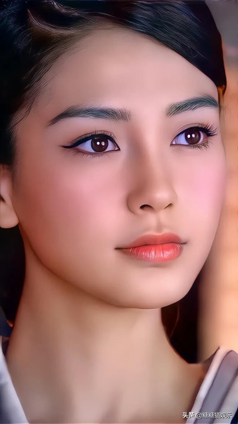 当杨颖遇到杨蓉时，两大女神谁更美一筹？