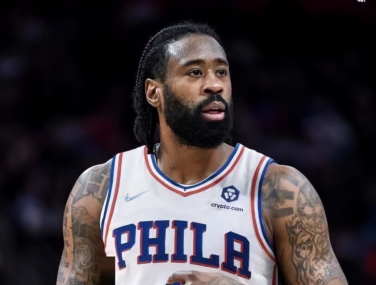 乔丹效力过多少支球队（逛遍豪门球队？被篮网湖人舍弃的小乔丹，如今又离开76人，换新队）-趣拿体育