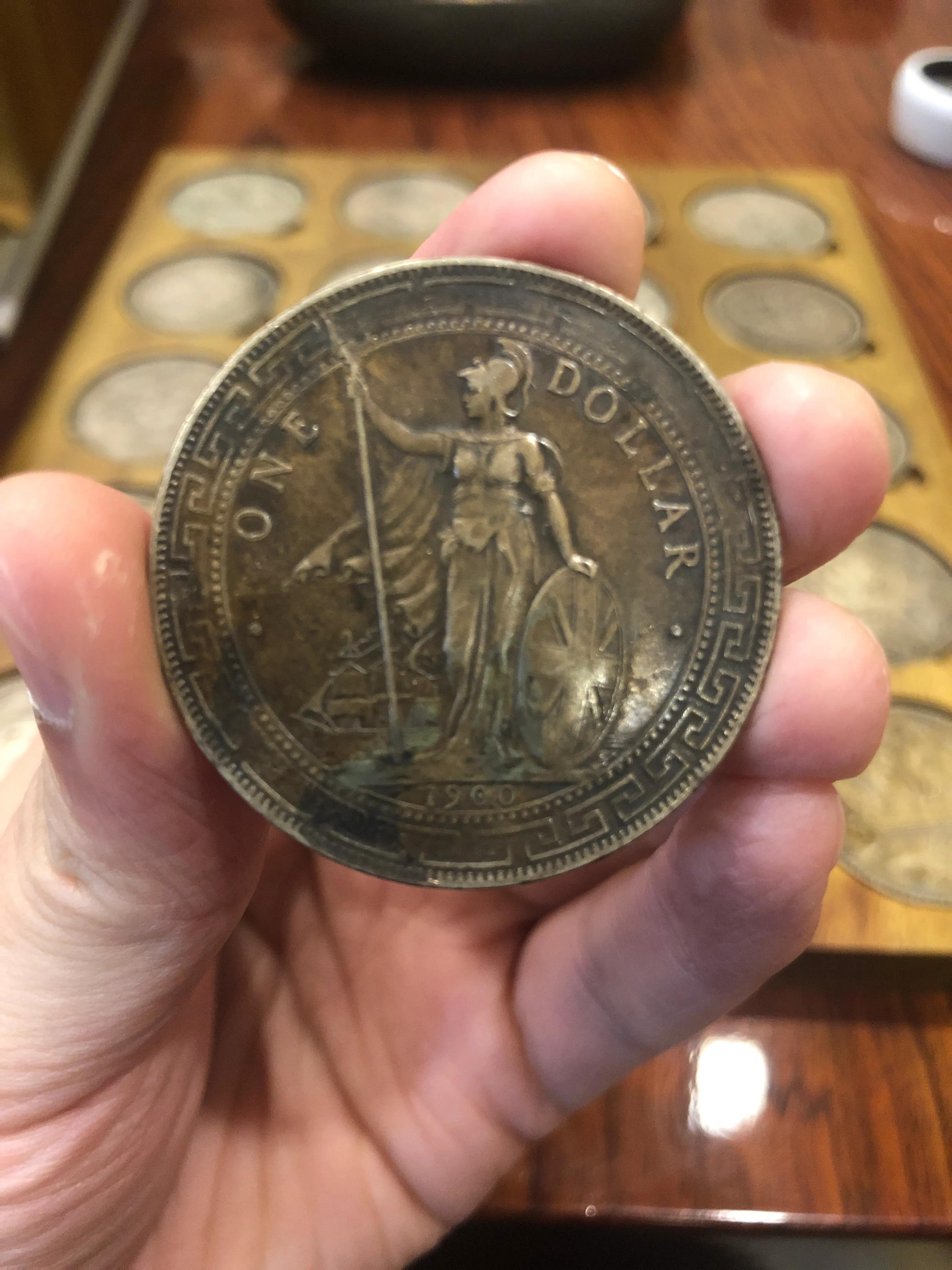 龙洋 3500左右龙洋现在一枚银元,根据图案,品相,从几百到几千元一枚