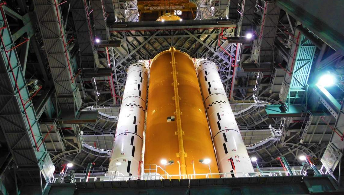 �����������ţ������һ���յ�41����Ԫ�������ܾ�������