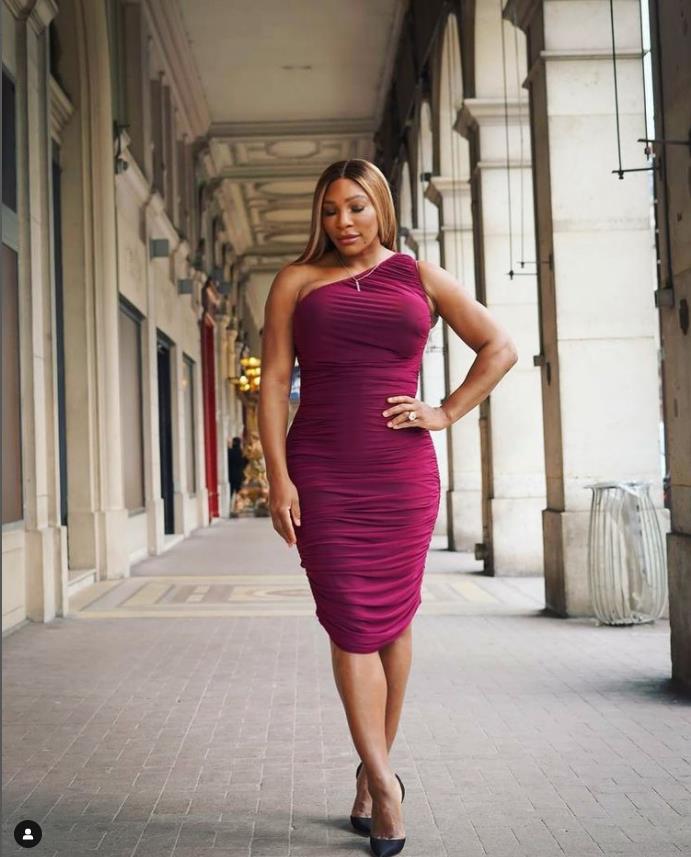 网球女运动员凸点(网坛天后小威化身时尚名模,前凸后