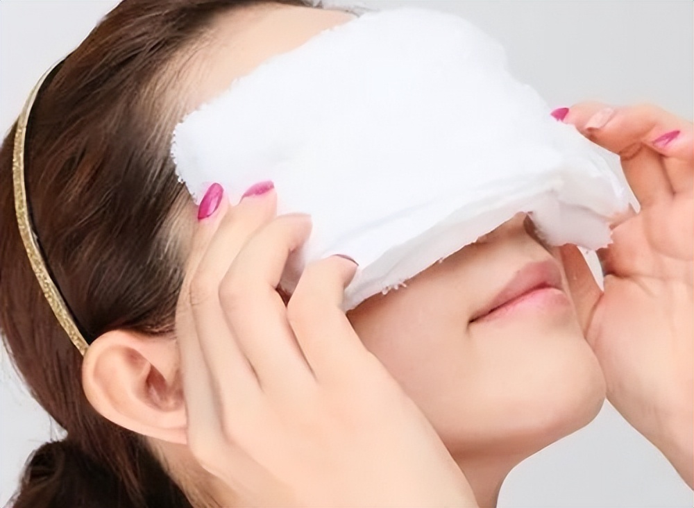 眼睛不舒服,热敷还是冷敷?