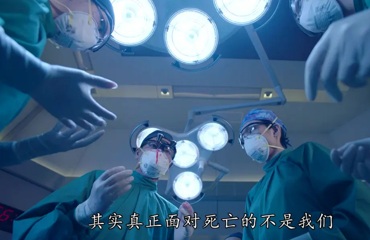 《白色强人2》今晚开播，三视帝两视后坐镇，真正的港剧王牌来了