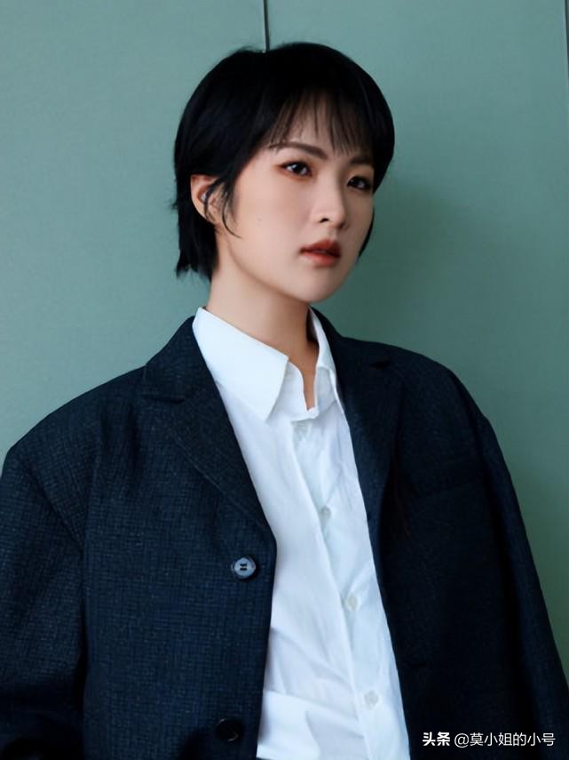 周末两天爆出8个瓜，新恋情、哭穷卖惨、车祸死亡，个个都是大瓜