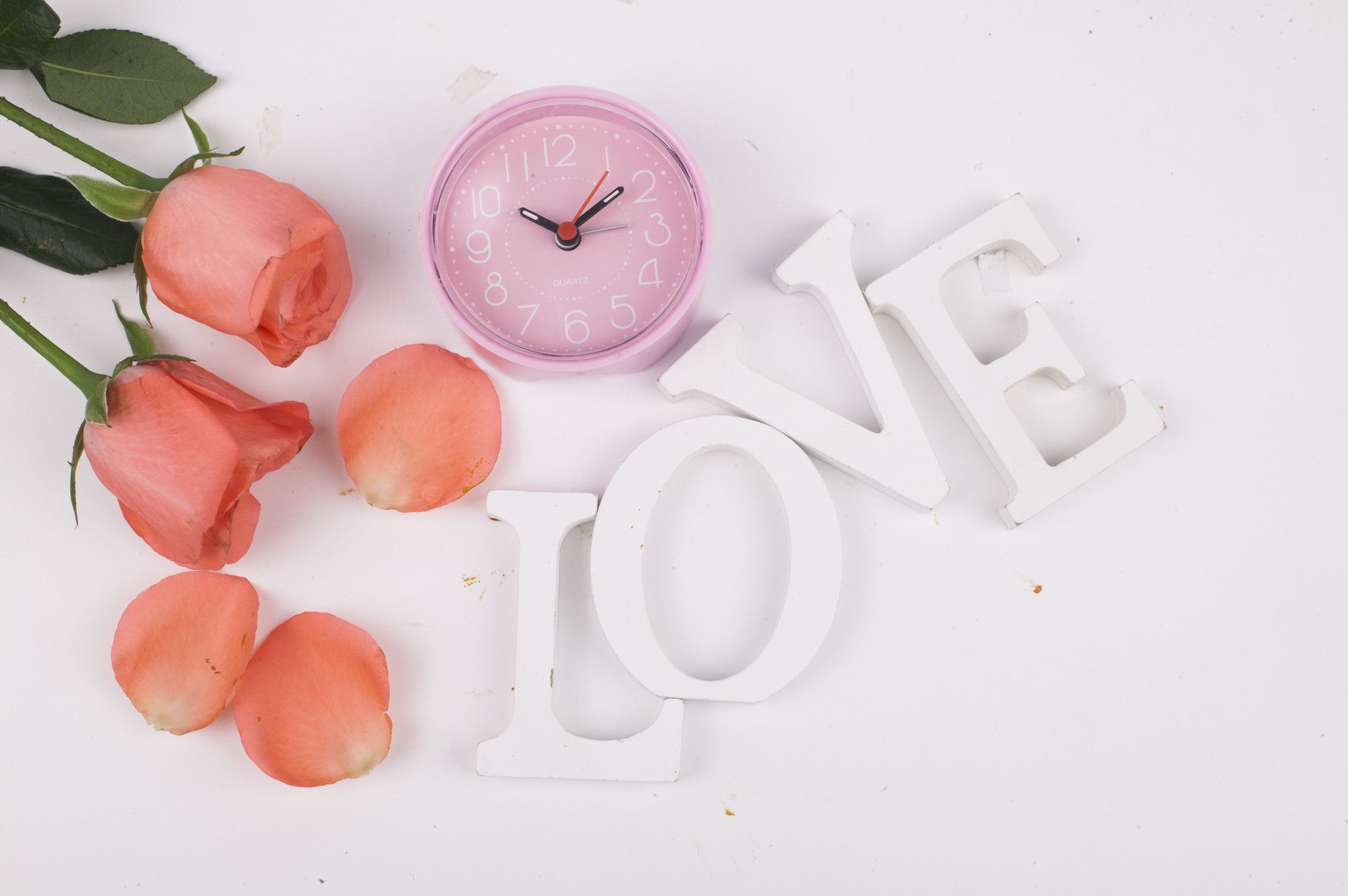 放不下婚外的情人，想想这三个问题，就能找到出路