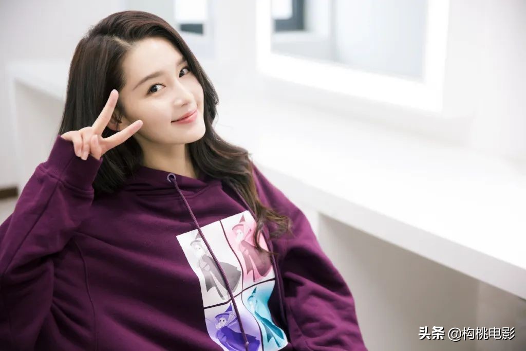 黄轩无缝连接准备明年冲奖，再接余华作品《龙城》有望搭档李沁