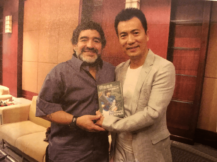 央视著名体育主持人黄健翔：离婚15年，现在生活状况怎样？