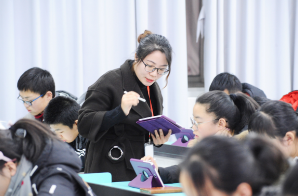 3个将脱离编制的岗位，员工转为“合同工”，一类教师会受影响