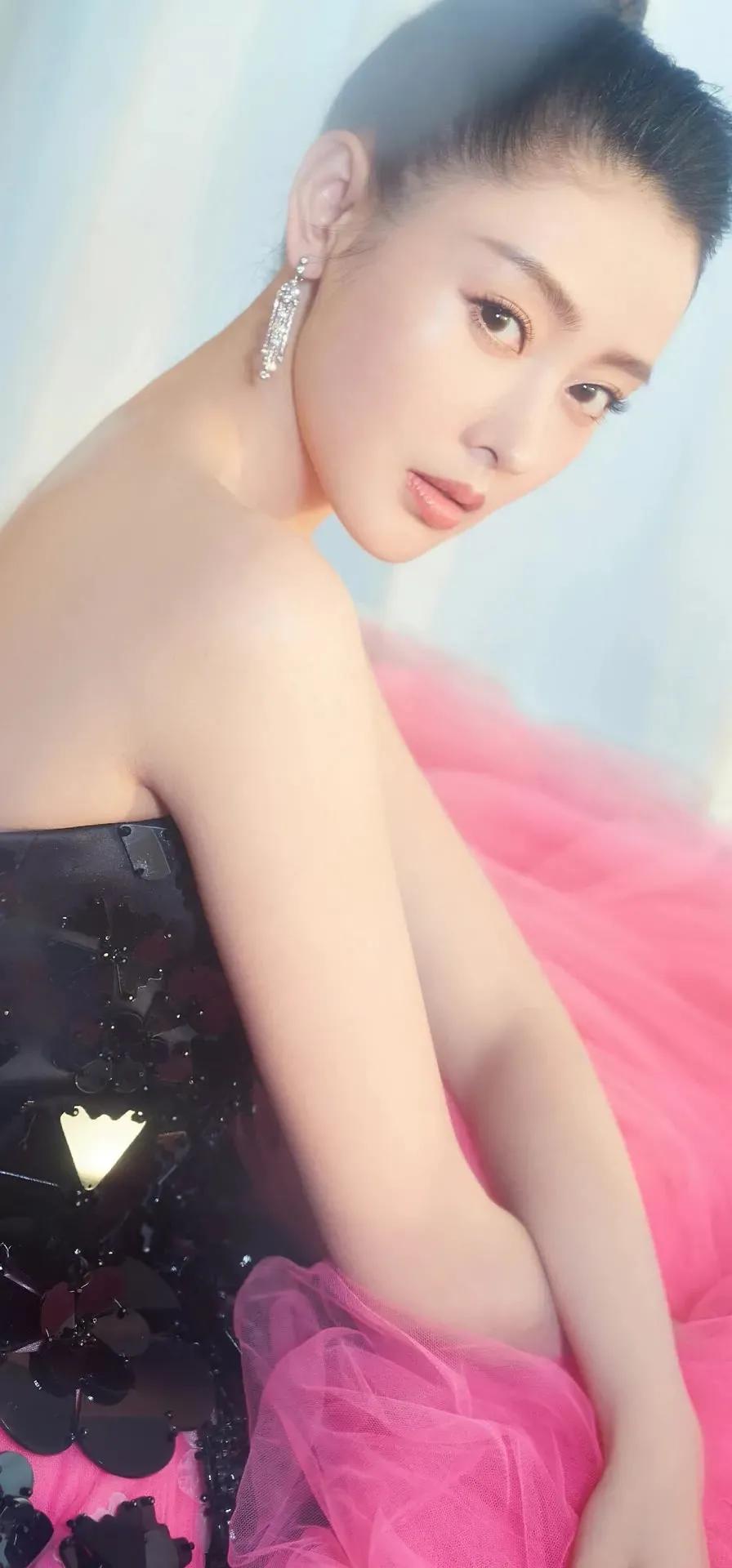 张天爱、杨幂杂志大片，清纯唯美，炫彩多姿