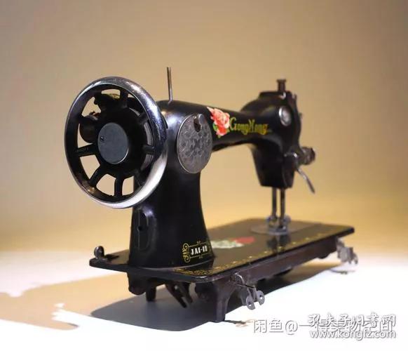手套專用縫紉機（六十年代的縫紉機）
