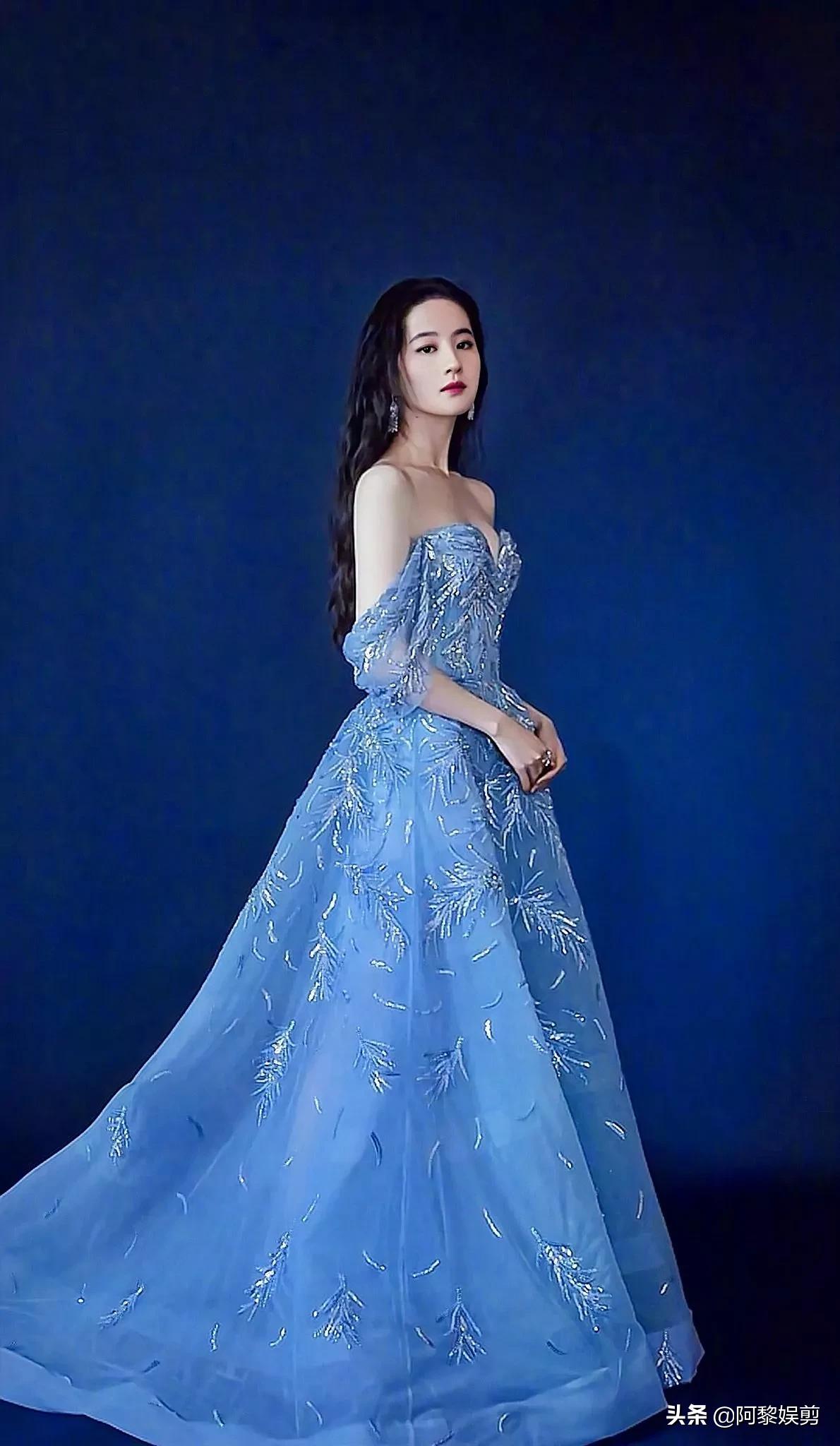 刘亦菲的这身装扮太漂亮了