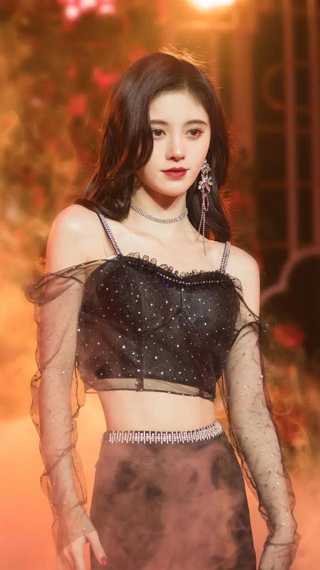 鞠婧祎：甜美靓丽，天生丽质