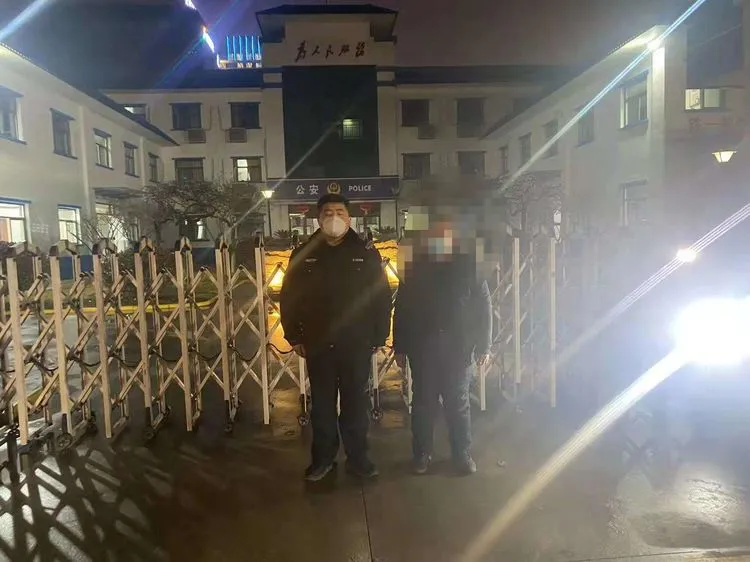 春节期间 西安长安公安持续开展烟花爆竹禁销禁售禁燃禁放工作