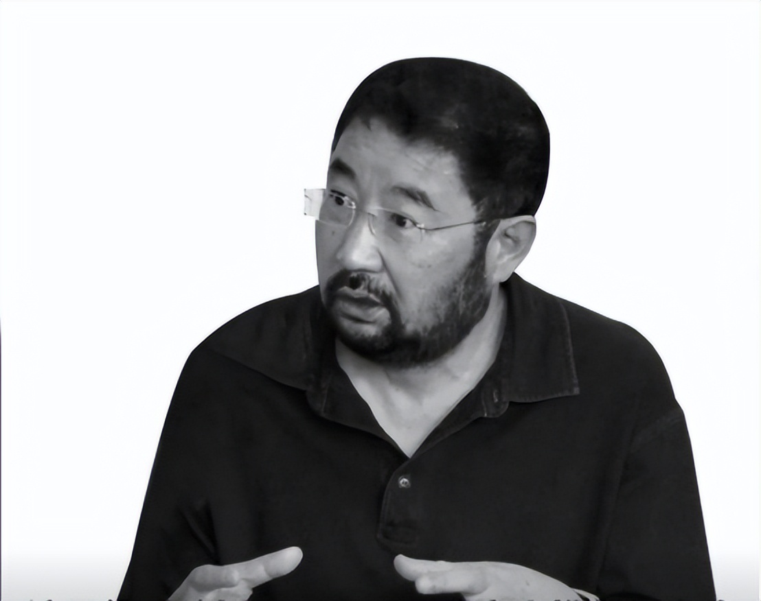 张国立为什么要离开罗秀春，转而对宜妃邓婕钟爱一生？