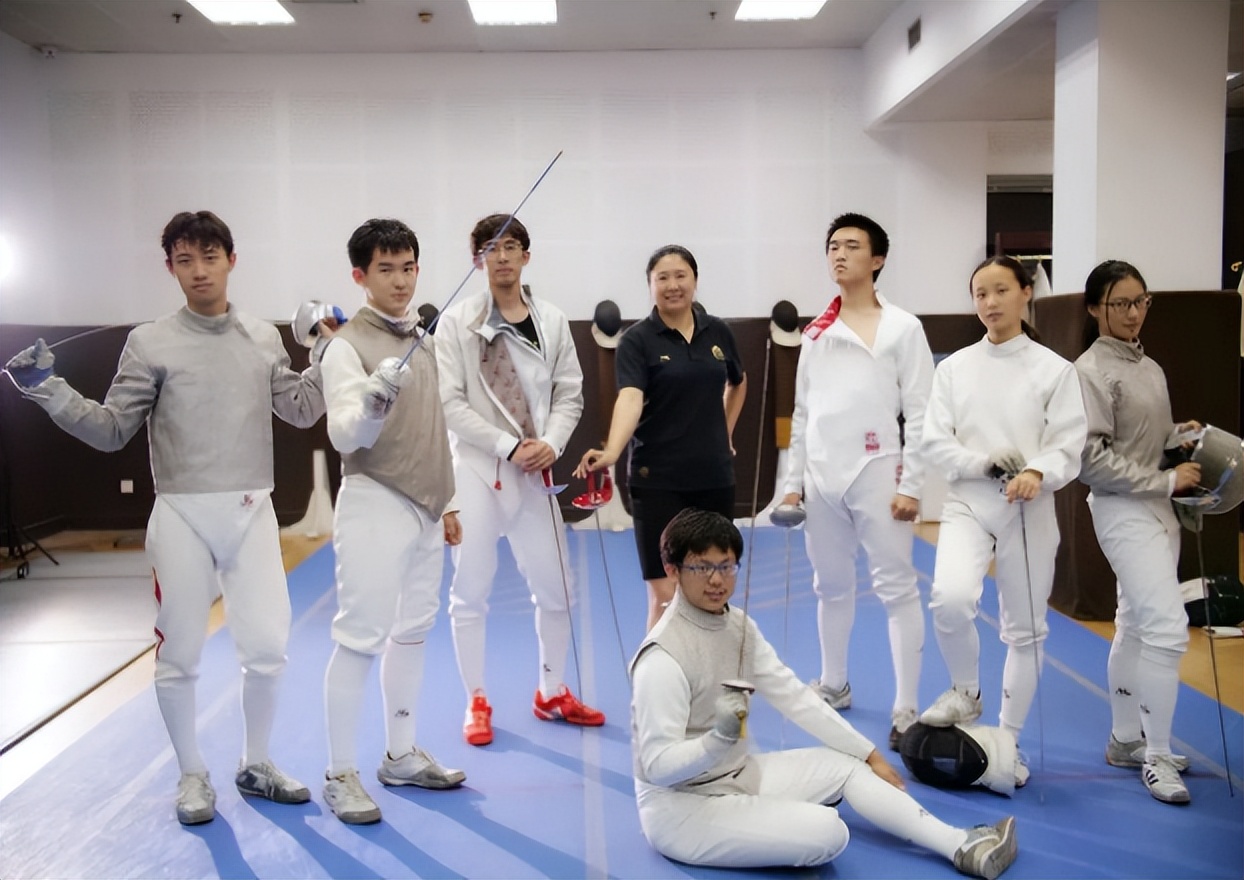 清华“学生年度人物”，奥运冠军杨倩排第八，前三名各有各的优秀